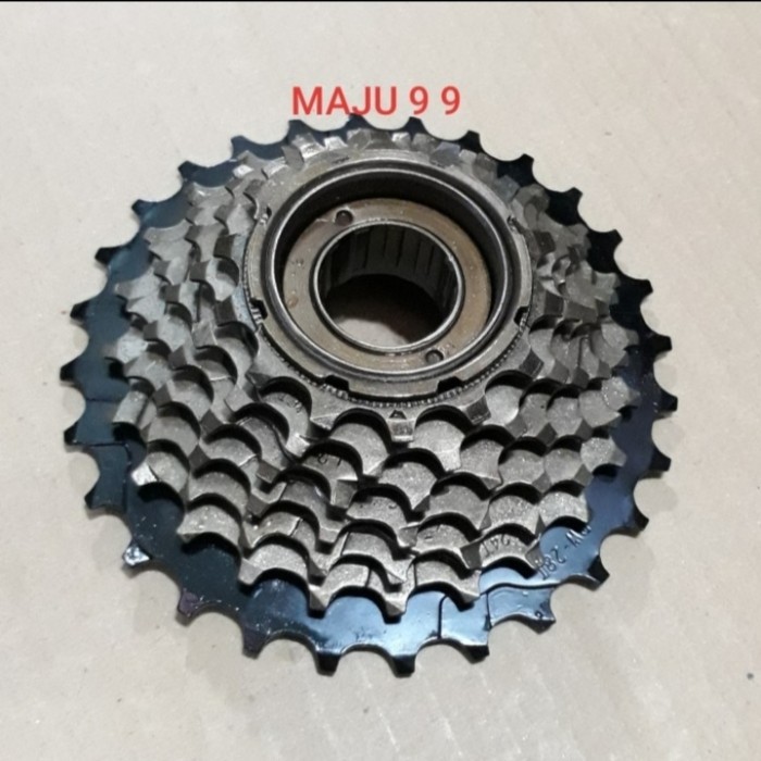 Sprocket 7 Speed 14 28T CSTAR Drat / Ulir