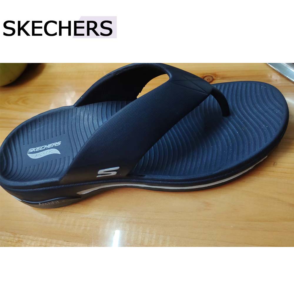 Skechers pria Sekchers sandal jepit pria Skechers sandal ARC FIT SKECHERS