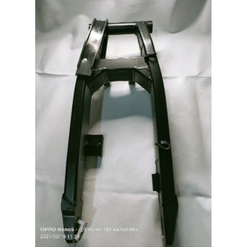 Swing Arm KLX 150 merk Protaper
