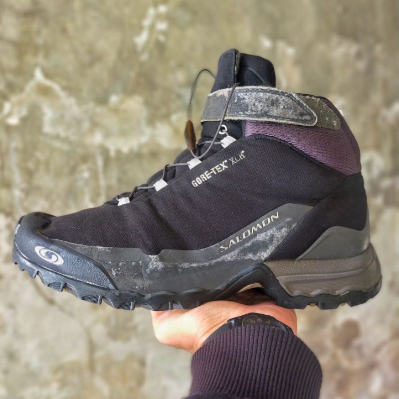sepatu gunung salomon rare item xcr second outdoor