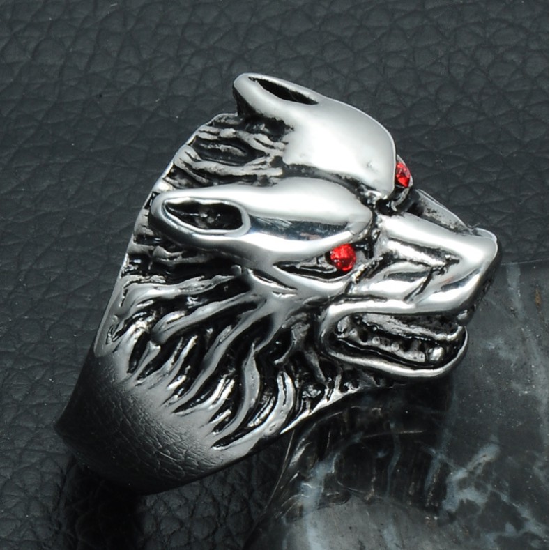 SEUSUK  Cincin Vintage Punk Desain Serigala Bahan Stainless Steel Warna Silver untuk Pria