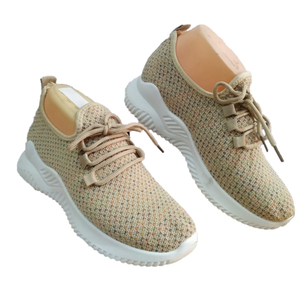 Sepatu Sneakers Tali Wanita FEATA A902-1 Trendy Original