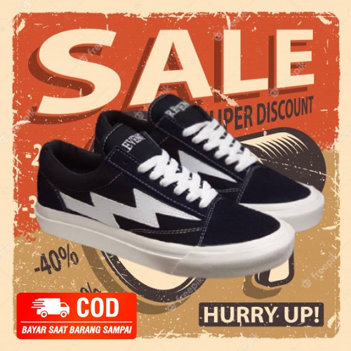 NEW Sepatu Vans1 Oldskool Revenge X Storm Black Sepatu Sneakers Murah White hitam  kekinian terbaru