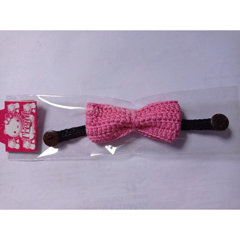 KONEKTOR MASKER RAJUT MOTIF PITA