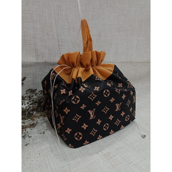 Tas box serut lv