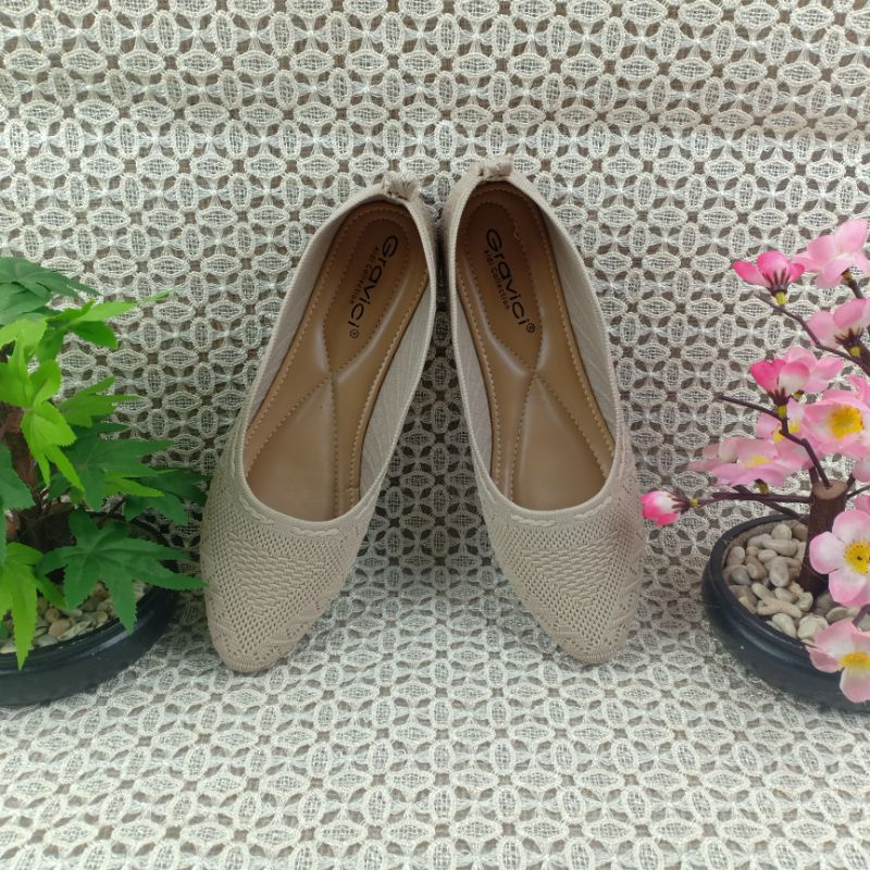 GRAVICI - Sepatu Flat Rajut Import Wanita Elegan DO-36