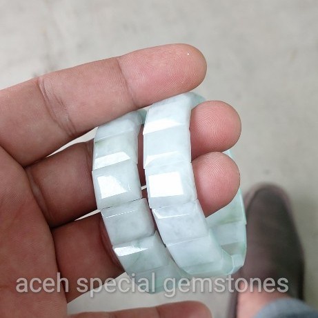 gelang giok salju ice jade asli aceh