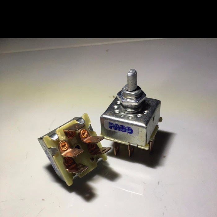 Saklar putar universal ac mobil kaki 5 switch control