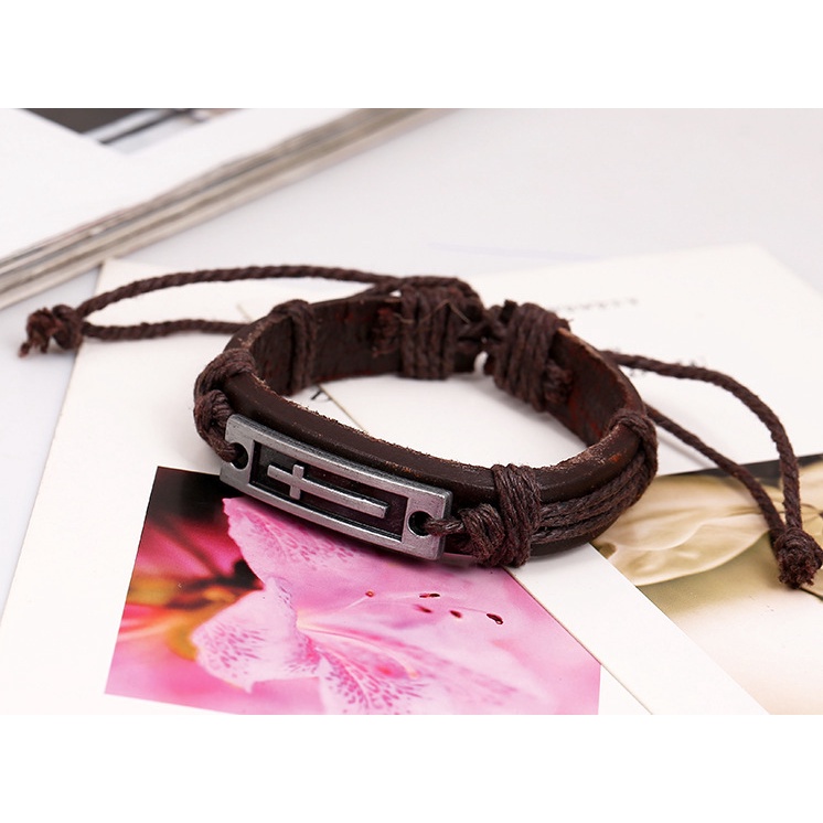 Gelang Kulit Adjustable Desain Salib Gaya Vintage Ukuran 18CM Untuk Pria