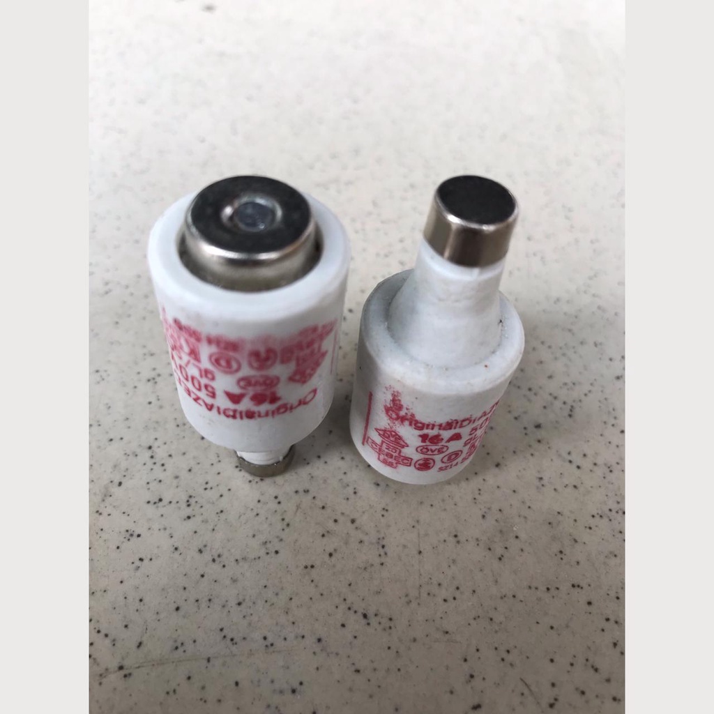 Sekring batu Daya 16A Tegangan 500V / Fuse Batu 16A