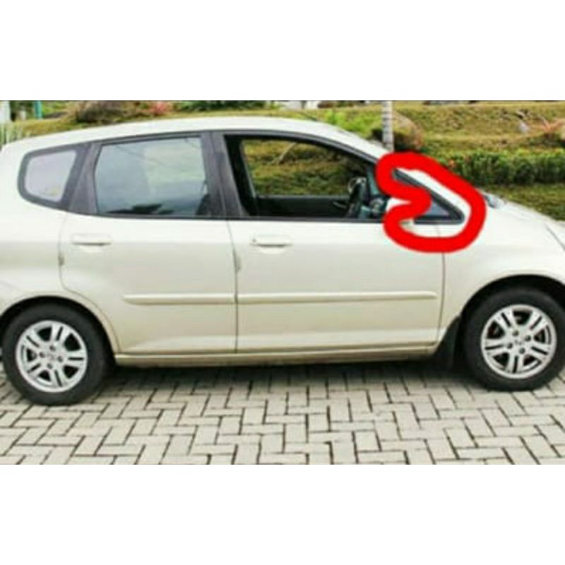 Kaca mati segitiga depan honda jazz GD3 2003 - 2007