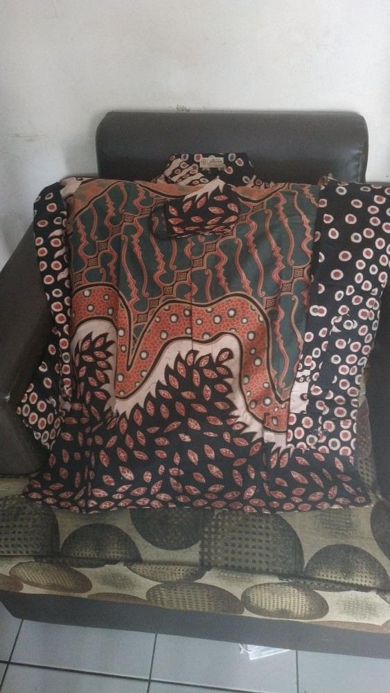 Kemeja Batik Pria Lengan Panjang Modern Batik Formal Premium Reguler Fit Original Batik Solo Pcw 030