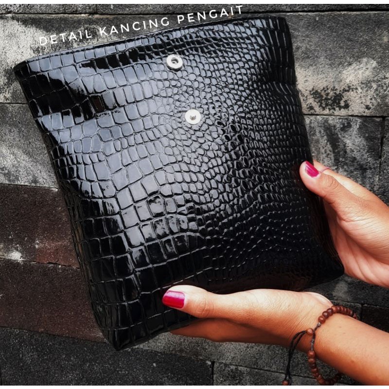 Clutch Elora Pouch Serbaguna/Dompet Croco Pesta