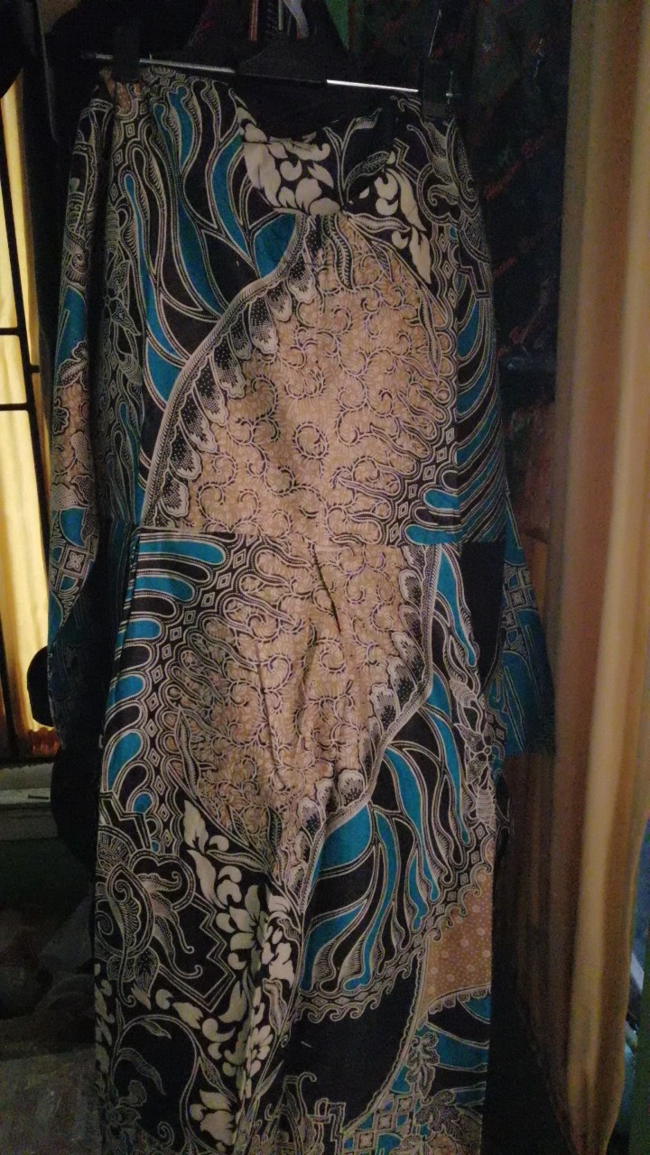 Gamis Batik Modern Motif Kembang Tabur