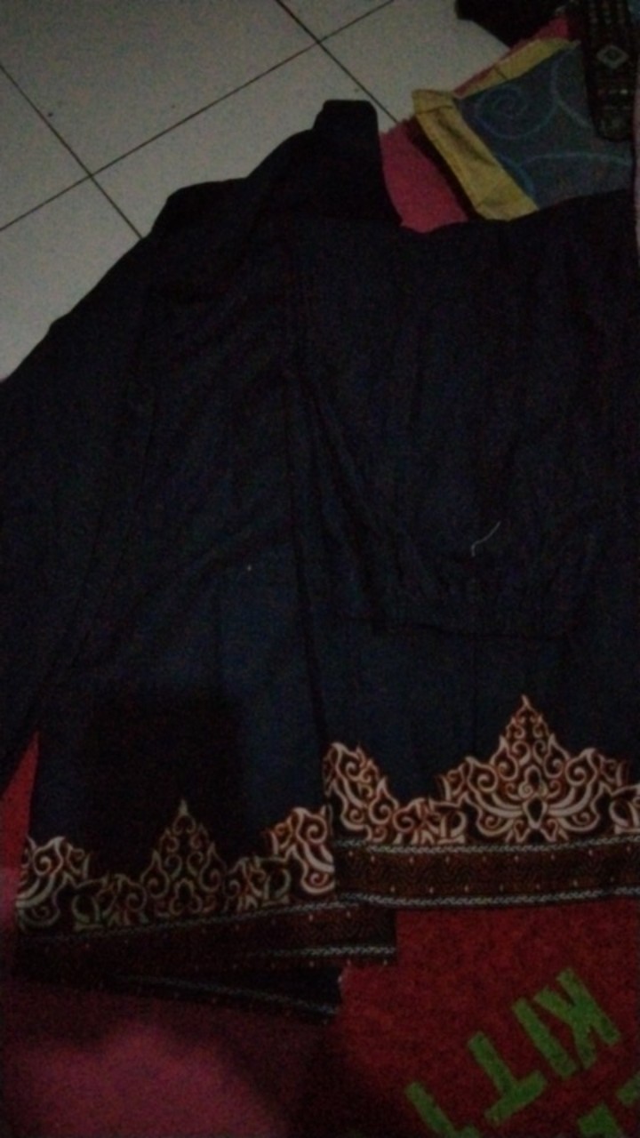 Setelan Baju Koko Lengan Panjang Batik Solo Modern Celana Sarung