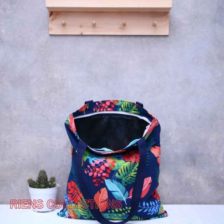 TAS KANVAS TOTEBAG KANVAS TAS SOUVENIR JOGJA MOTIF MONFIS. TAS CANVAS MOTIF TERBARU. Riens Collections