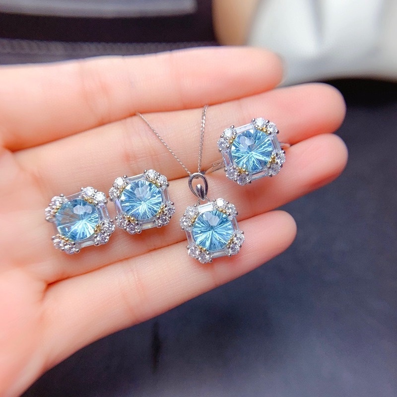 Fashion Sky Blue Moissanite 2 Karat Jewelry Set