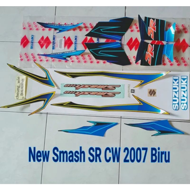 Lis body / stiker striping plus emblem suzuki New Smash 110 SR 2007 Panah biru hitam CW Ori Sgp