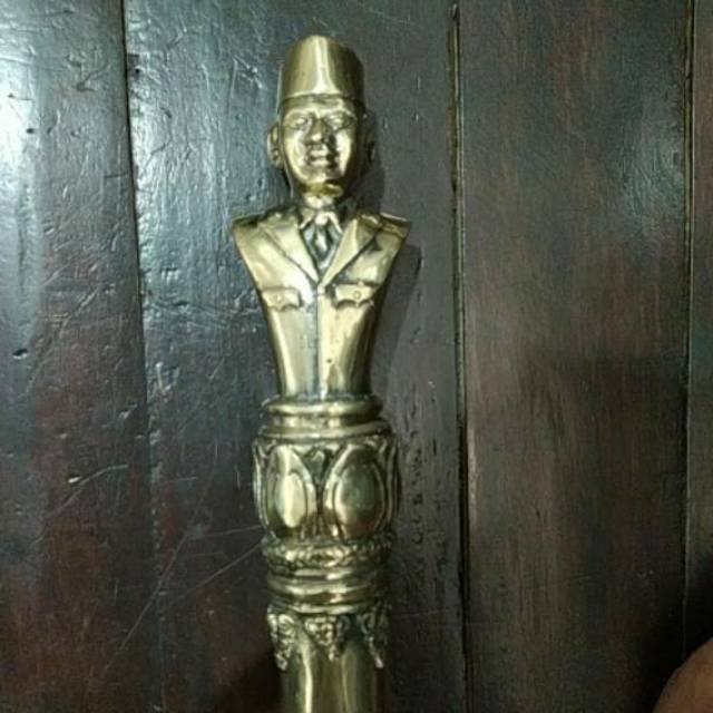 Tongkat komando Soekarno bungkarno