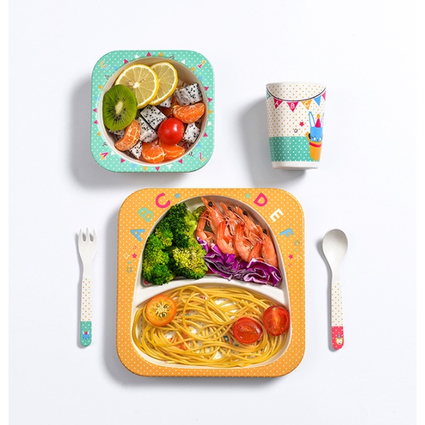 Set Alat Makan Anak 5 In 1 Variasi Desain Karakter Lucu Bahan Import - YOYOSOO
