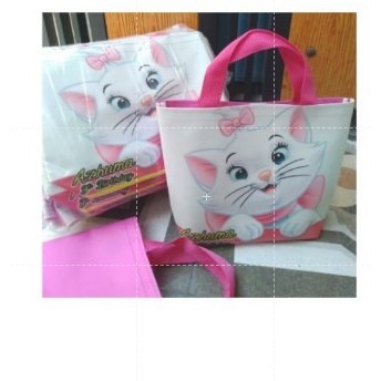 

TAS / GOODIE BAG ULANG TAHUN ANAK / TAS ULTAH CUSTOM TRAPESIUM LANDSCAPE 30x25 ( LxT ) - TEBAL