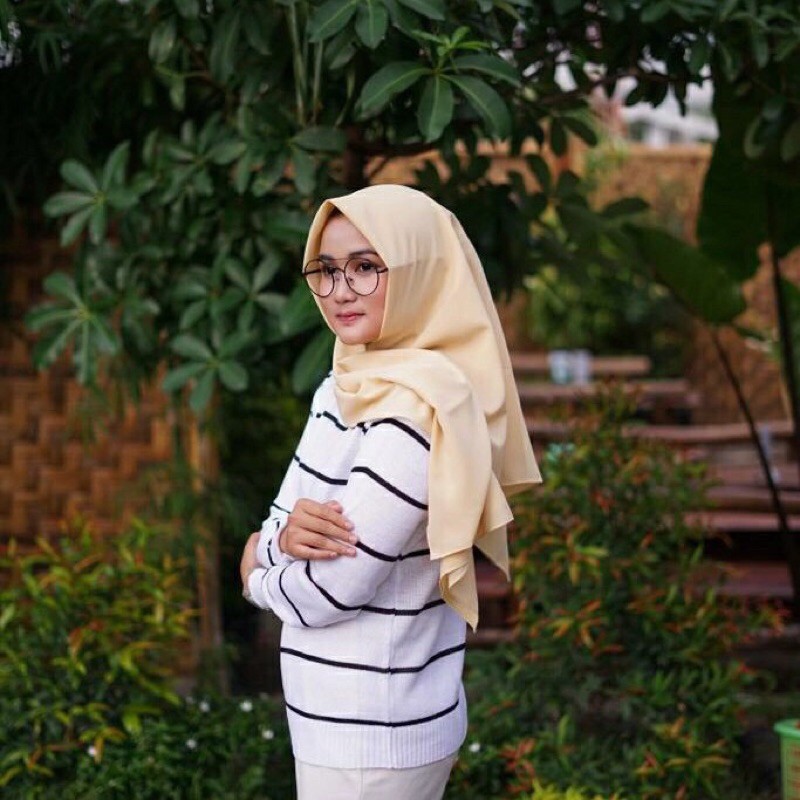 sweater Bershka/ bershka /sweater rajut/ sweater murah