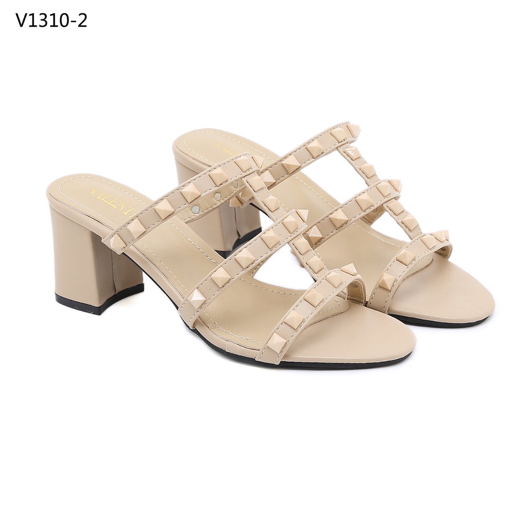 Garavani Rockstud 60mm Leather Sandals V1310-2