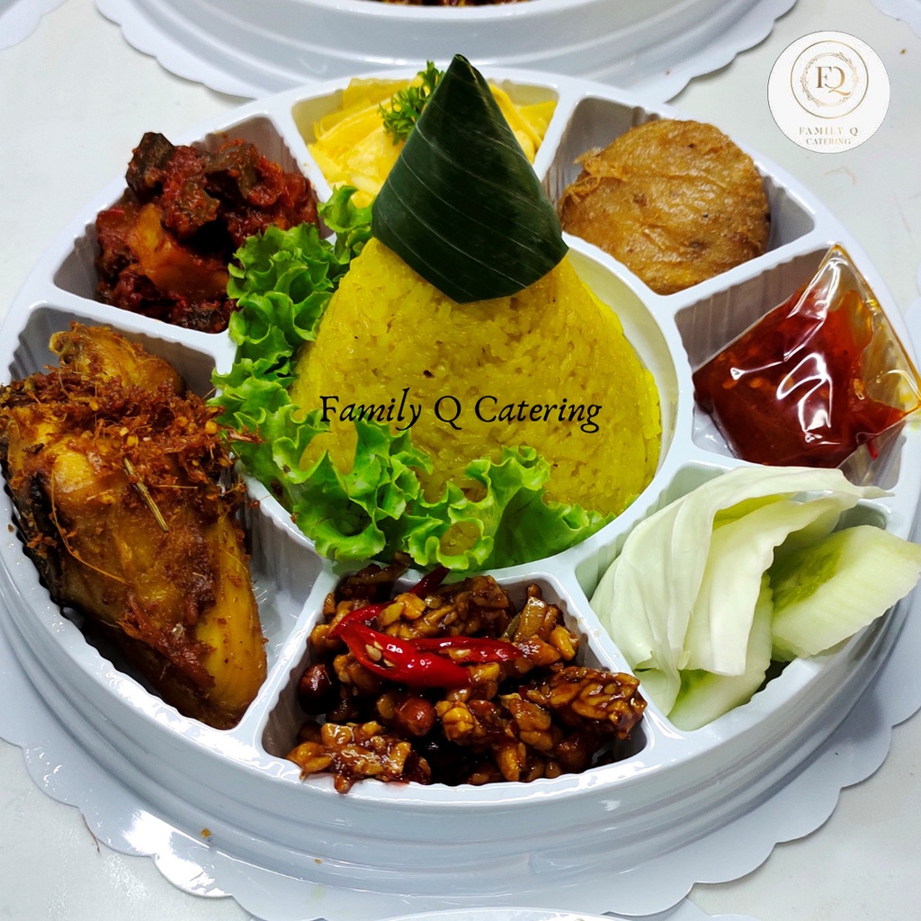 

Tumpeng Mini Nasi Kuning Reguler