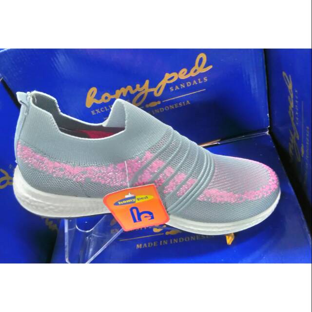NEW SPATU SNEAKERS HOMYPED