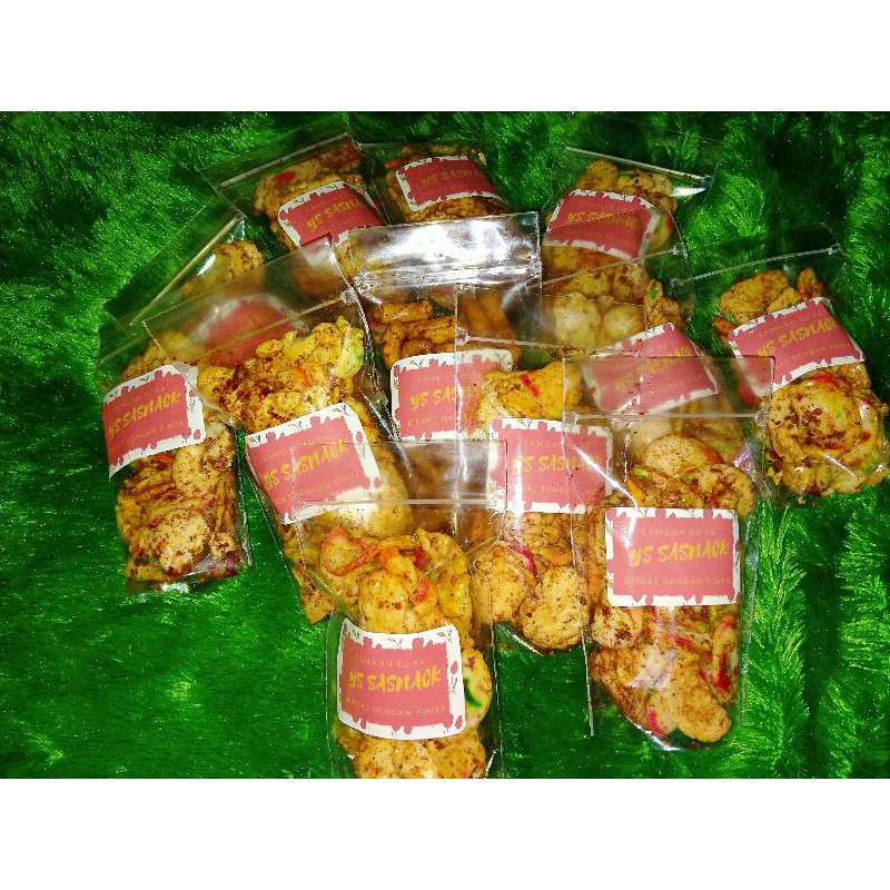 

KERUPUK SEBLAK PEDAS GURIH / seblak kering / Keripik seblak