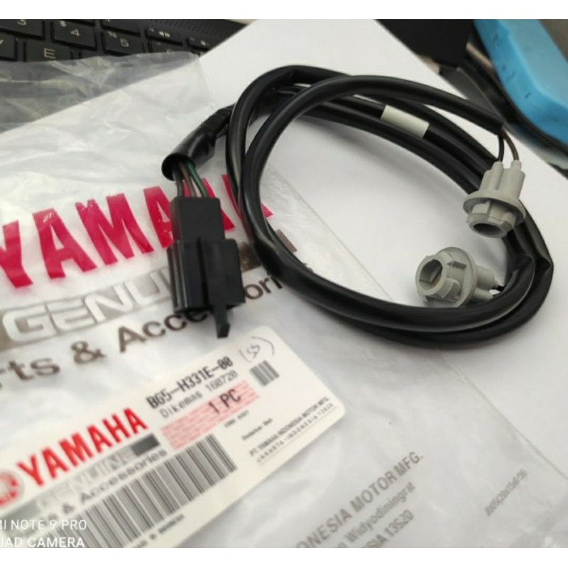 FITING SOKET LAMPU SEN SEIN AEROX 155 ASLI YAMAHA B65 H331E 01