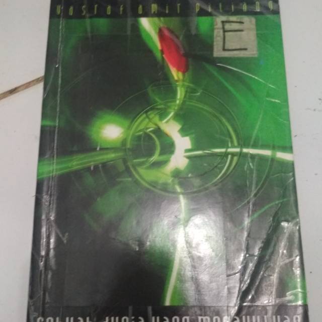 Novel sebuah dunia yang menakutkan mesin-mesin kekerasan dalam jagat raya chaos