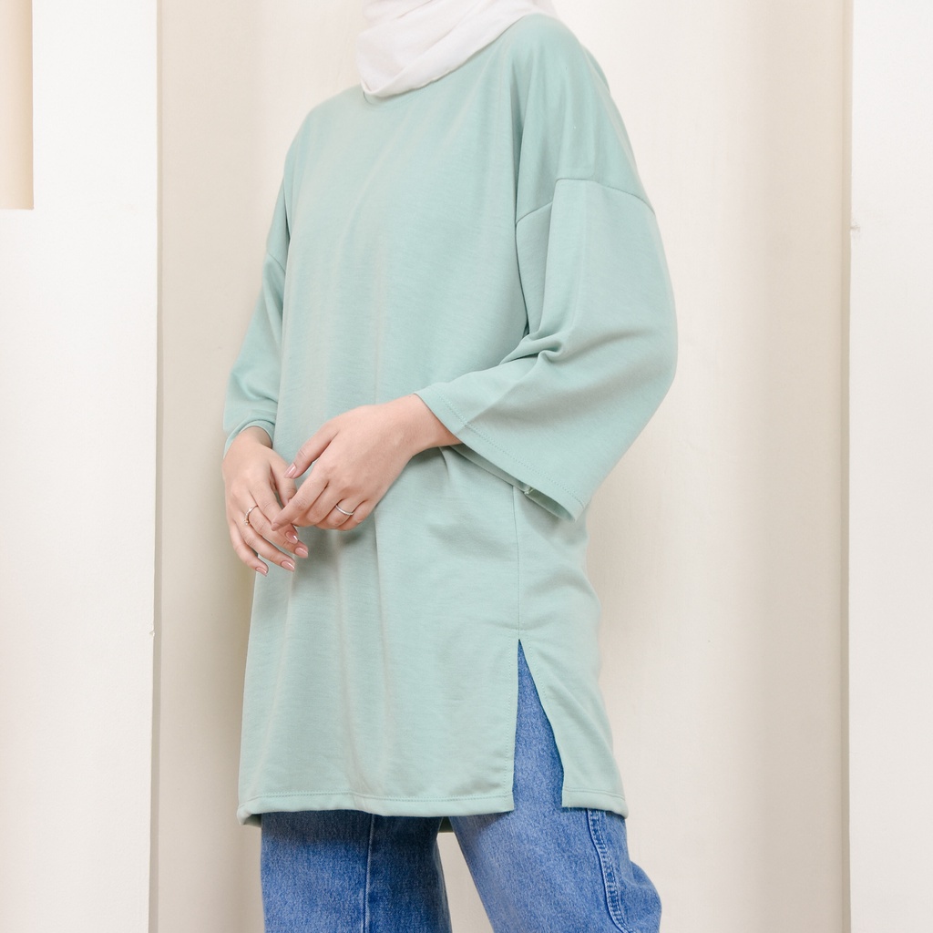 Aira Top Oversize Basic/kaos oversize wanita/kaos oversize bahan baby terry/Atasan wanita kekinian/kaos muslimah