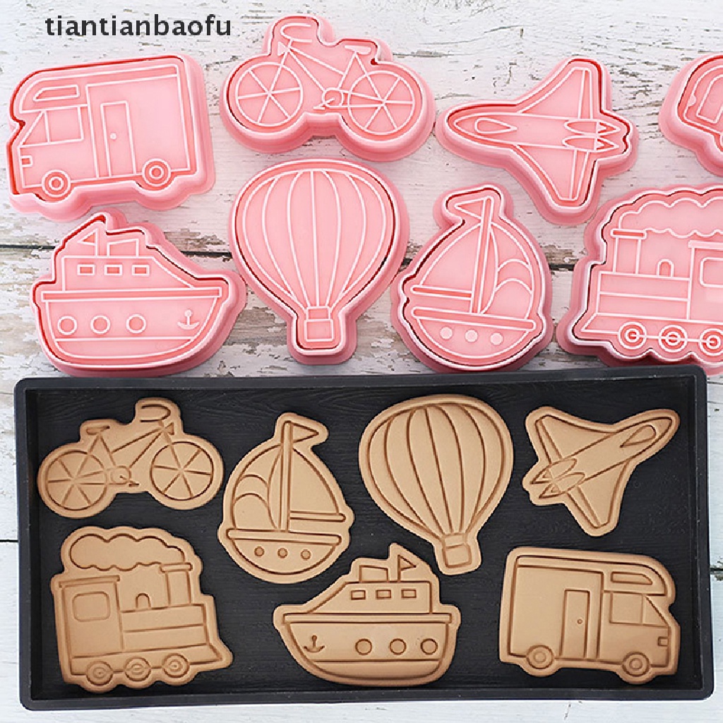 8pcs / set Cetakan Pemotong Kue / Biskuit / Fondant DIY Bentuk Kartun Mobil 3D