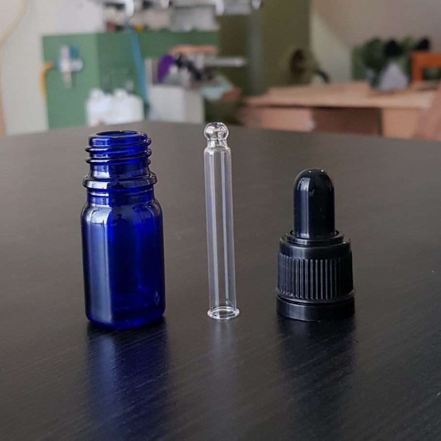 botol kaca pipet 5ml biru - ring segel hitam