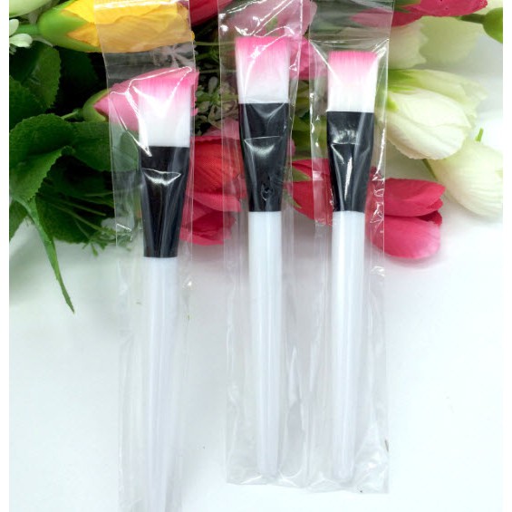 Kuas Masker Make Up Brush Pink