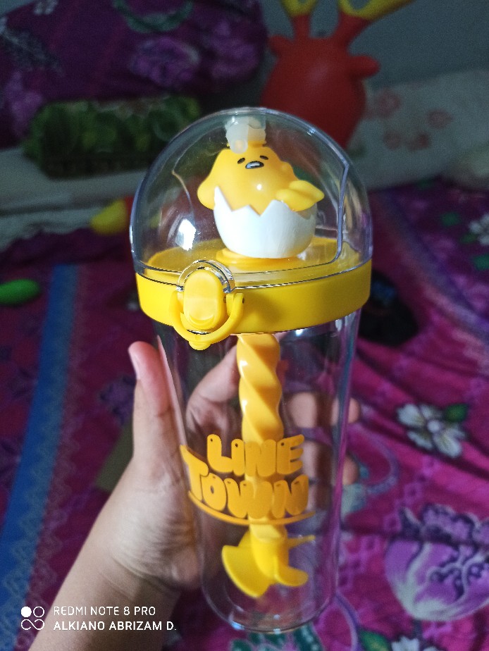 Botol Minum Aduk / Gelas Aduk Sedot Karakter Zb5403