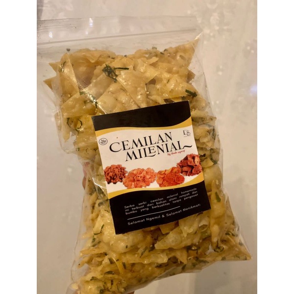 

Keripik pangsit daun jeruk original 400gr