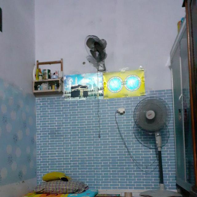Wallpaper Dinding Sticker Bata List Putih