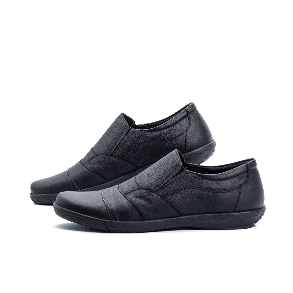 Sepatu Slip On Pria Casual Kerja Santai Bahan Kulit Sapi Asli Original Handmade M.CBR109