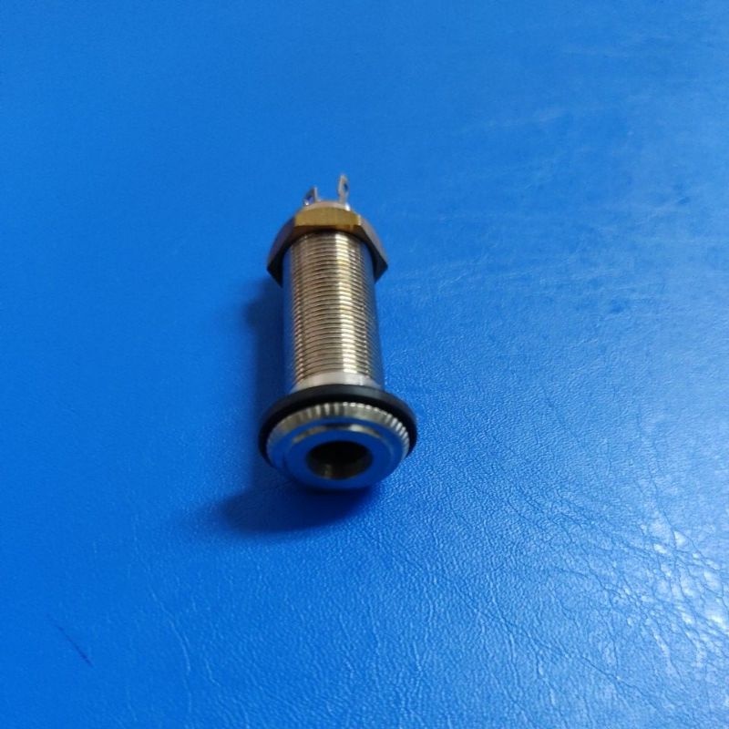 Socket ibanez (colokan jack)