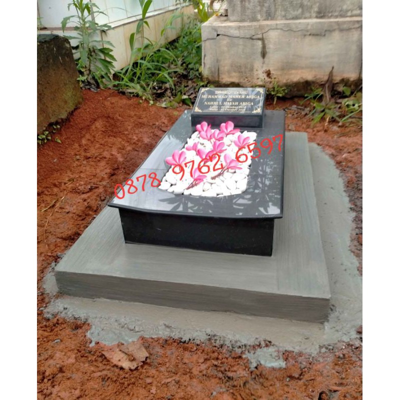 Bangunan Makam Bayi