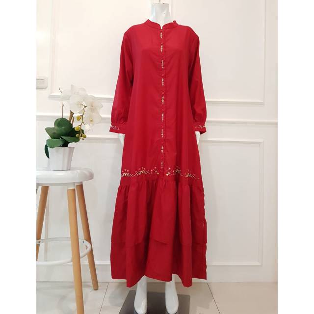 Gamis sulam renda tingkat