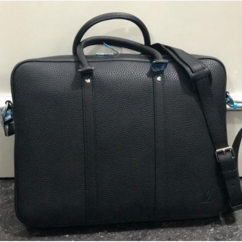 tas LV grained leather laptop bag 38cm