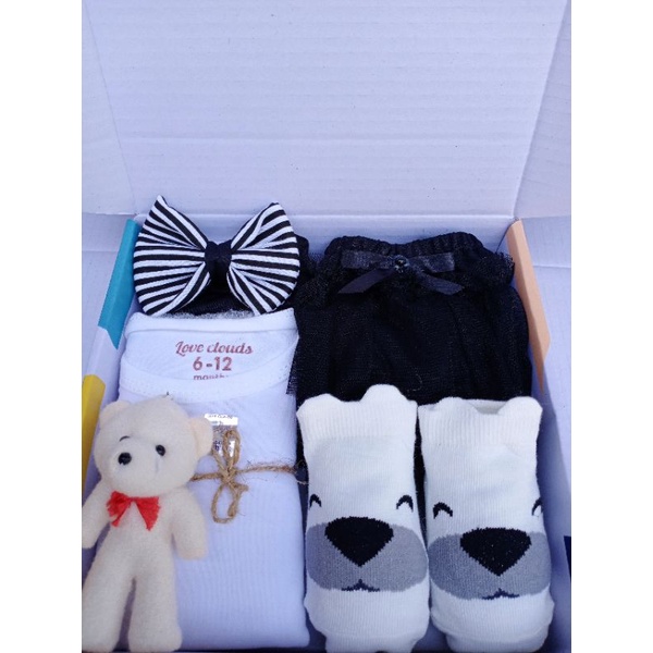 Hampers Bayi Newborn Baby Gift Set Unisex Kado Lahiran Parcel Bayi Laki-laki Perempuan-St HitamPutih Tutu
