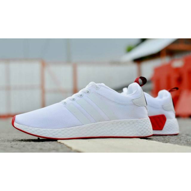 sepatu adidas nmd r2