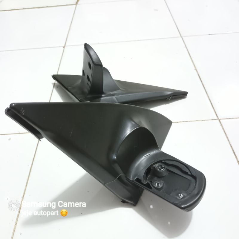 kaki lengan dudukan spion toyota avanza vvti 2004 2005 2006 2007 2008 2009 2010 2011