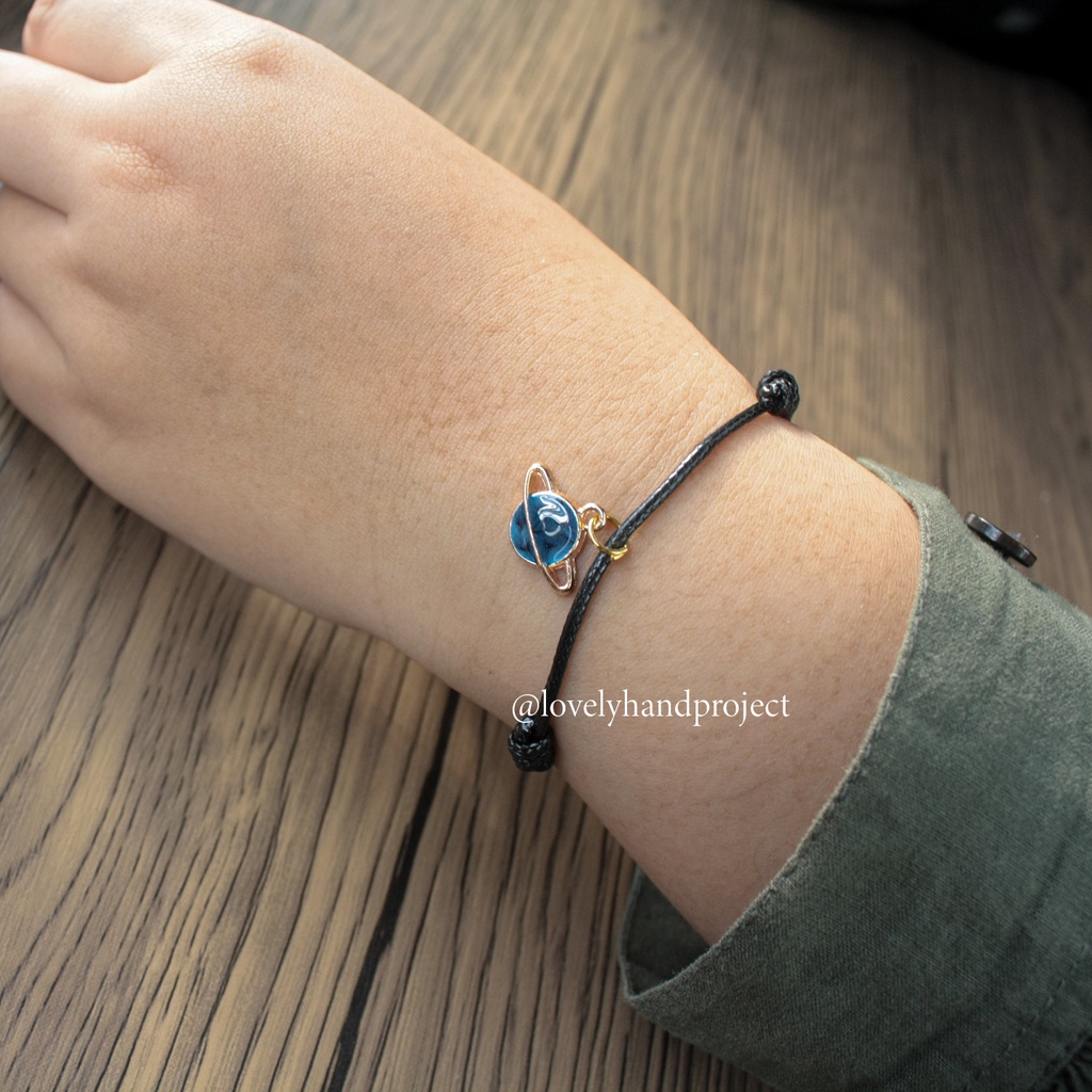 Gelang Tali Liontin Planet Simple Charm Tema Space adjustable Korean vintage Style