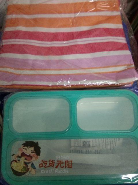 Yooyee Kotak Makan / Lunch Box / Ompreng / Tepak / Food Box Jinbao Kecil 4 Sekat Grid 605