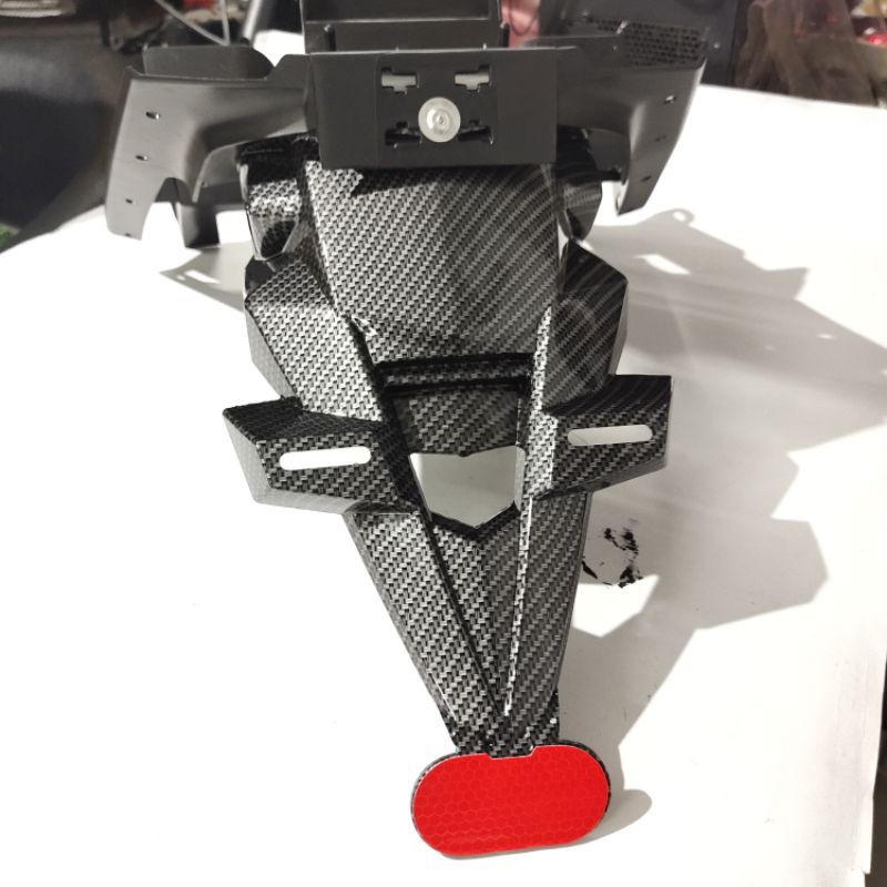 spakbor belakang nmax karbon model ninja 250fi Nemo spakbor nmax karbon nemo